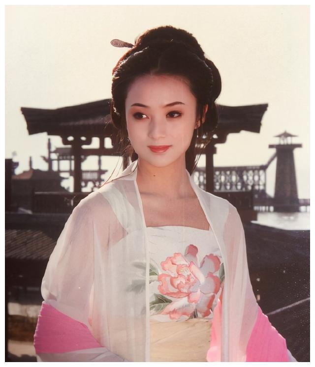 《古吴春秋》—— 曹颖