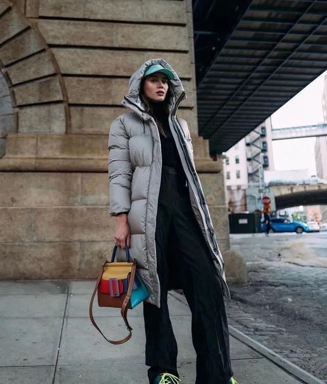 羽绒服阔腿裤秋冬必备王炸组合这么穿美爆2021年