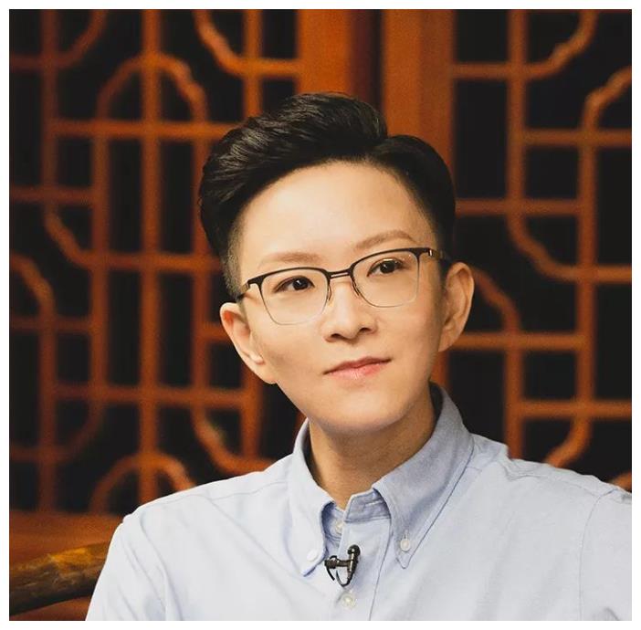 王珮瑜受访,京圈的粉丝文化也疯狂,不逃避经典也能成为流行