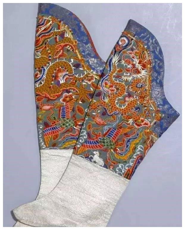 看完慈禧太后一万多两白银的袜子才明白高级定制的意义