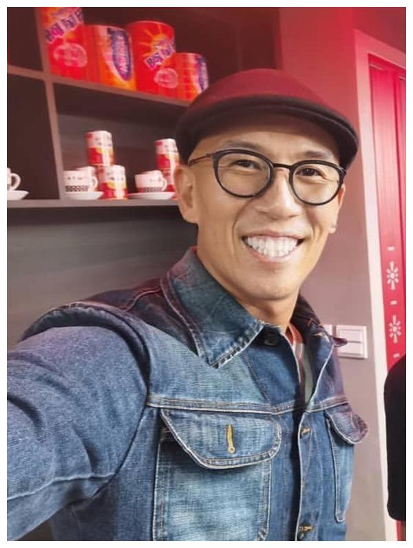 41岁男星彭怀安宣布正式结婚结束单身低调迎娶圈外女友