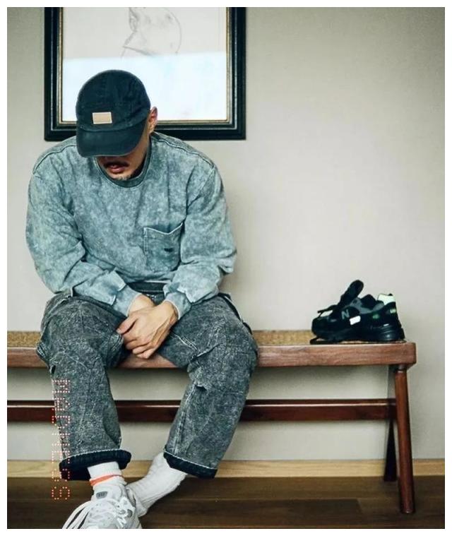 余文乐和nb复合?未市售版madness 992实物曝光