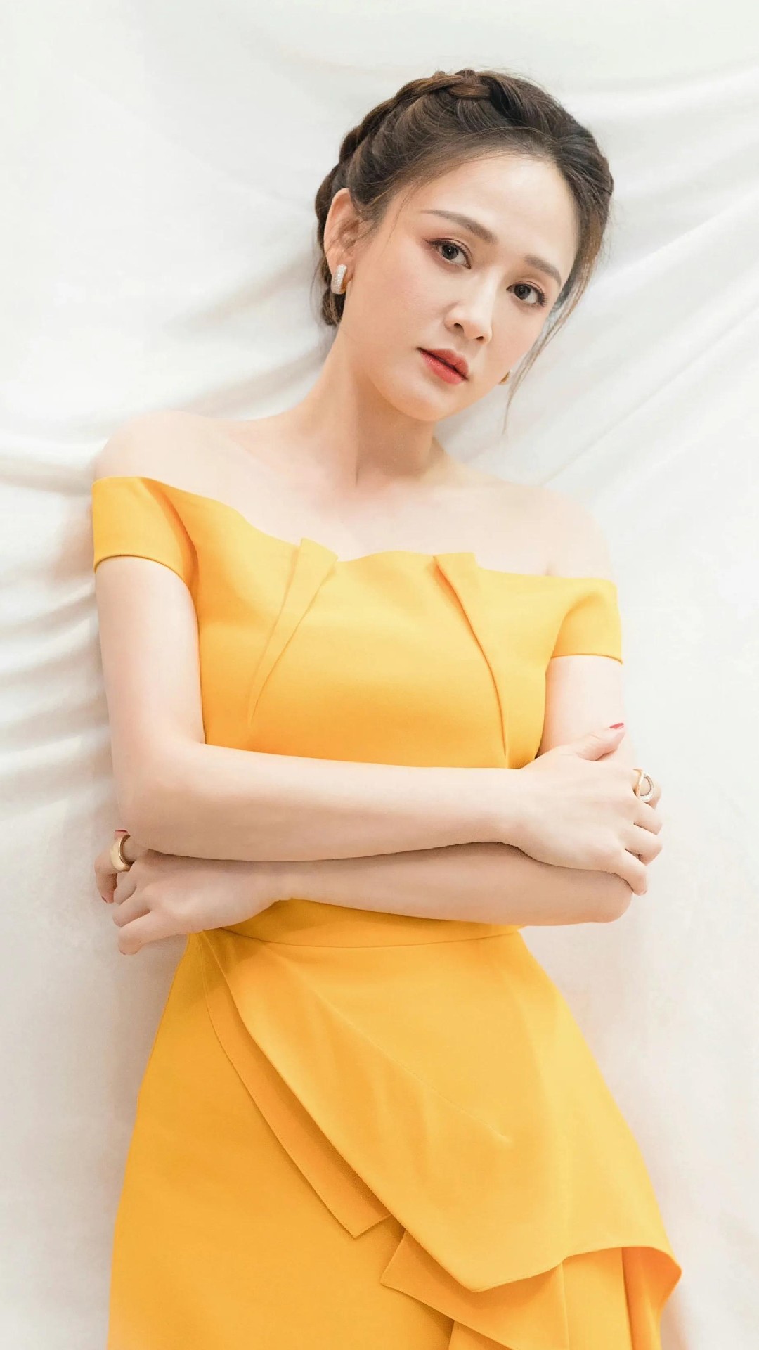 陈乔恩时尚写真:温文尔雅,成熟知性1_高清图集_新浪网