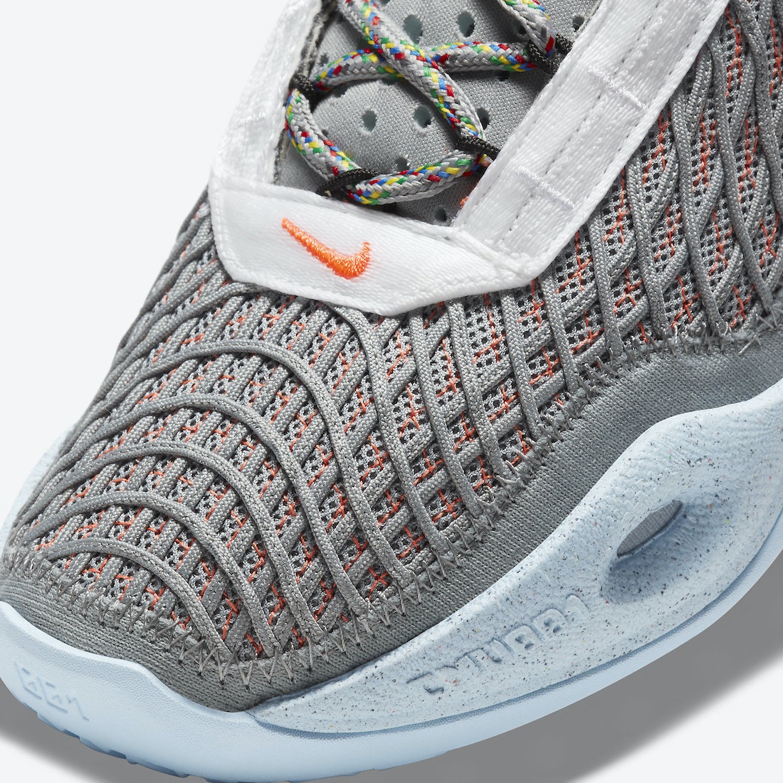 耐克首款"垃圾"篮球鞋 nike cosmic unity 即将上市!