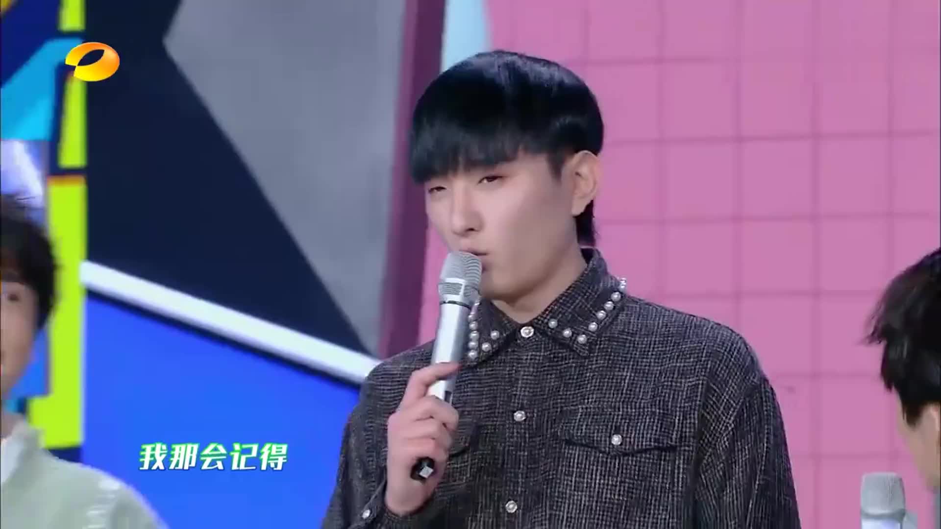 00:00 00:51 00:51 为您推荐: 快乐大本营:于小彤外卖上线,谢娜无情