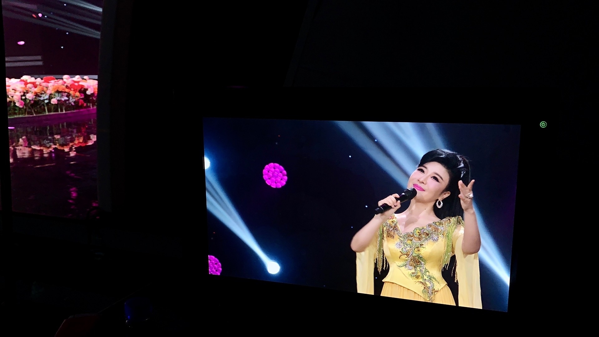 陈蓓蓓亮相央视《影视留声机》 献唱老歌致敬经典|影视