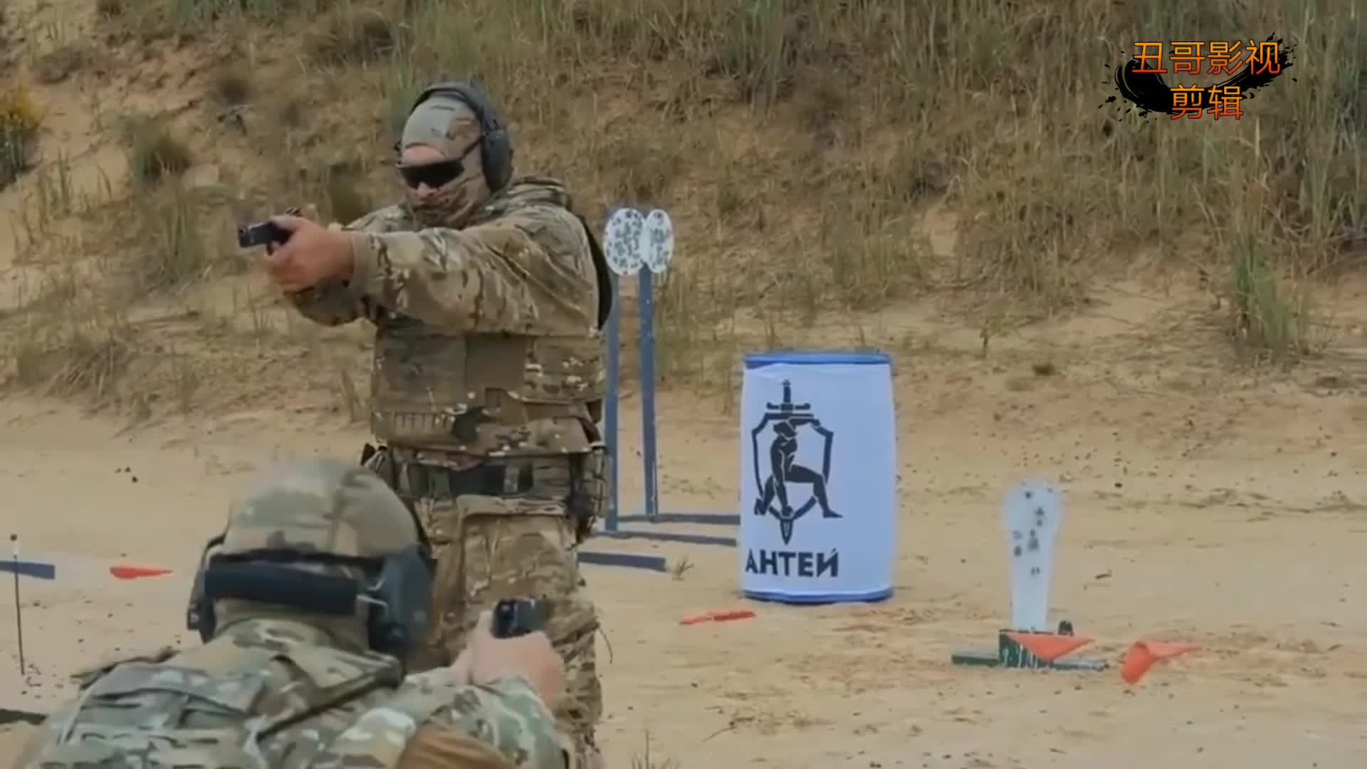 俄罗斯特种部队防弹衣实弹测试