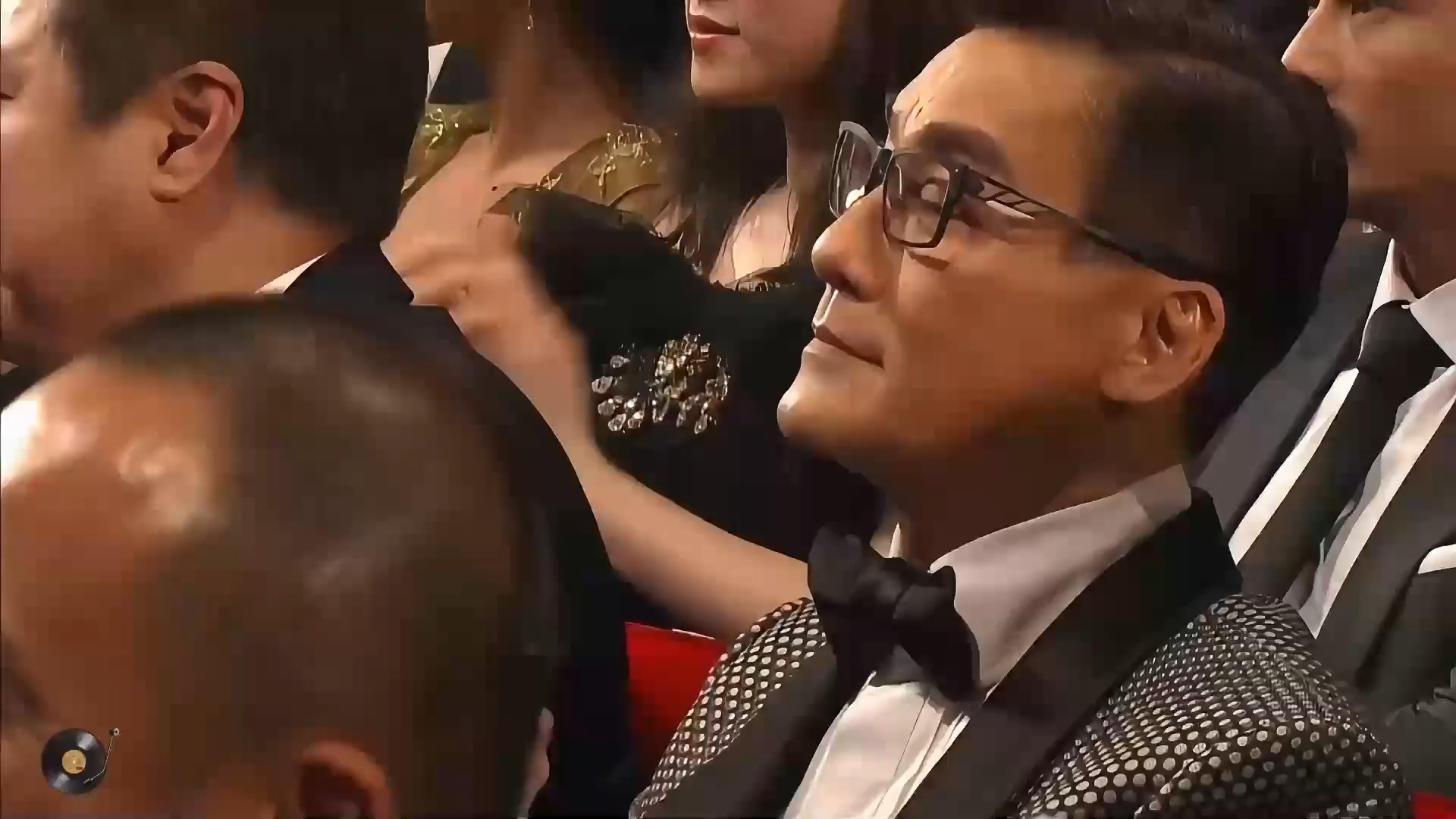 群星唱响新时代！《走进新时代》激昂歌声，见证祖国的辉煌征程