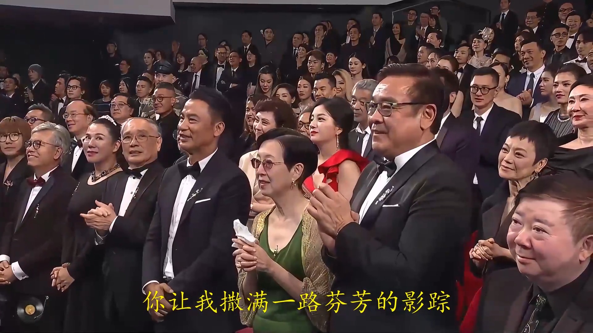 陈思思《你让我感动》真心真情，歌声倾诉动人故事