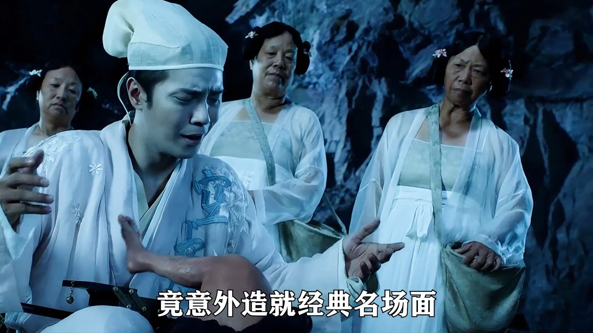 龙套大妈片场忘词，星爷故意不喊卡，竟意外成就经典名场面！