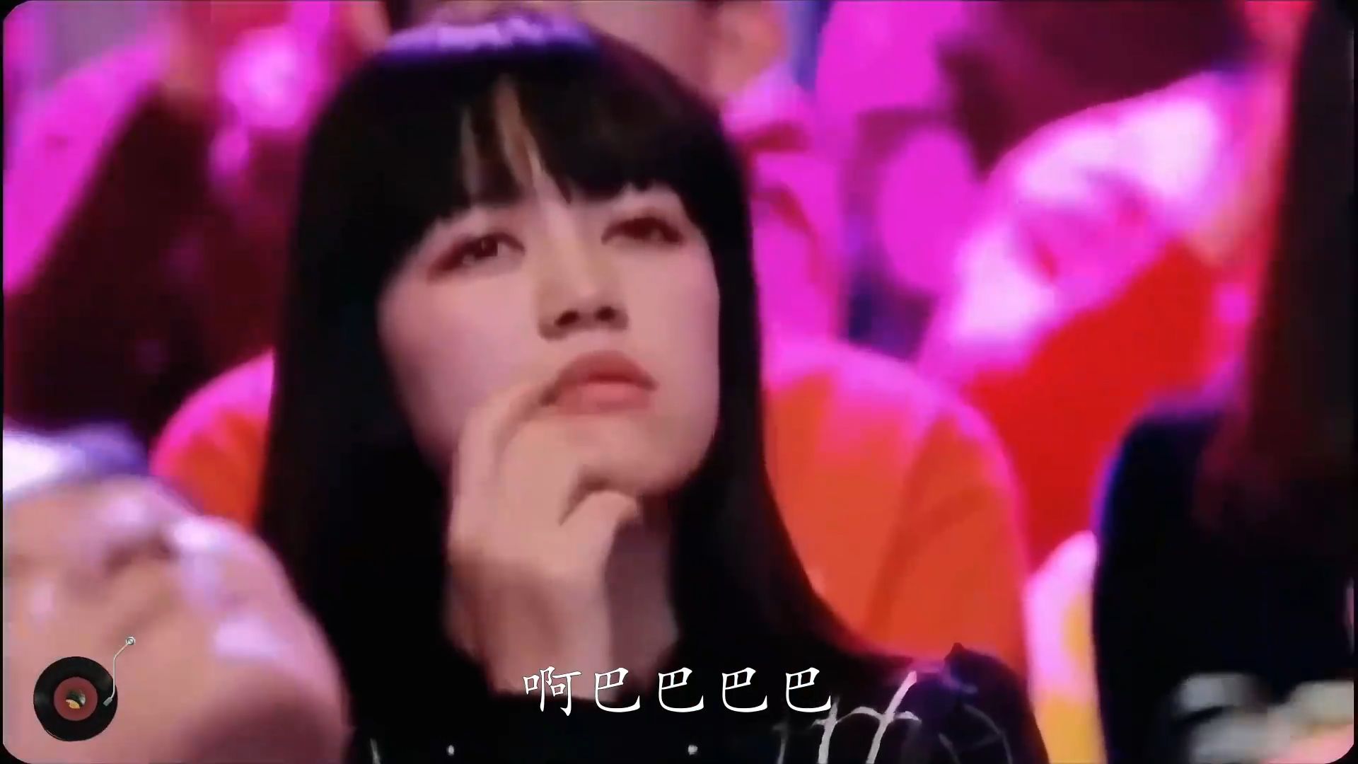 粤语版《初恋》太好听了，配上三位最美星女郎，是初恋心动的感觉
