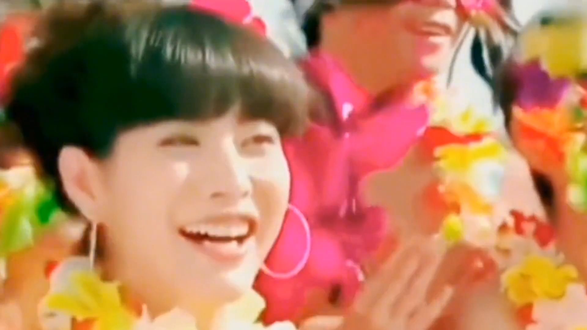 闫妮_张嘉译配音《情歌轻轻唱》节奏欢快，动感醉人，超好听