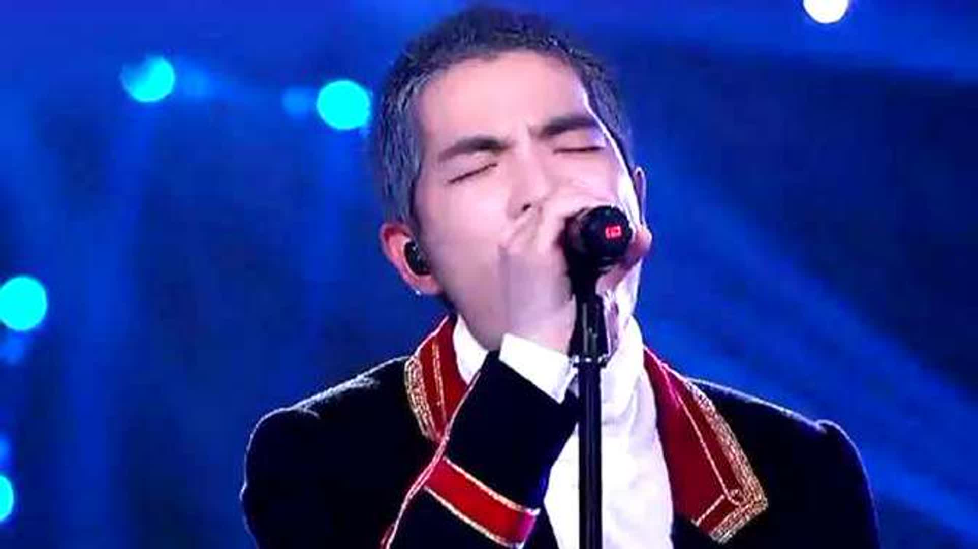 萧敬腾“封神”现场，一首《斗罗大陆》唱得太燃了，耳朵被征服了