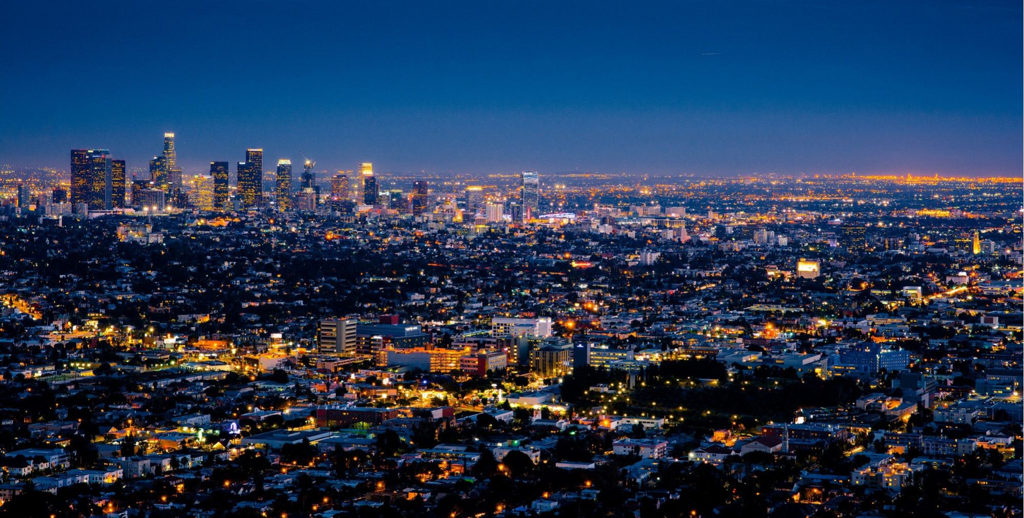 恢弘大气的ppt背景图片合集