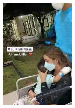 28岁歌手突遇车祸，车速190迈甩出去当场死亡，三口仅剩儿子活着休闲区蓝鸢梦想 - Www.slyday.coM