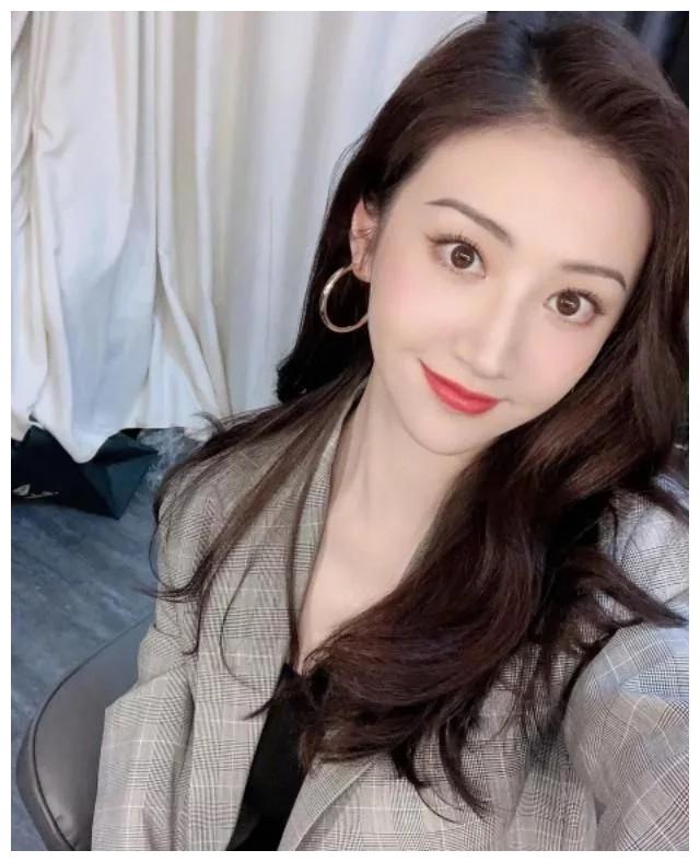 张继科前女友景甜好美