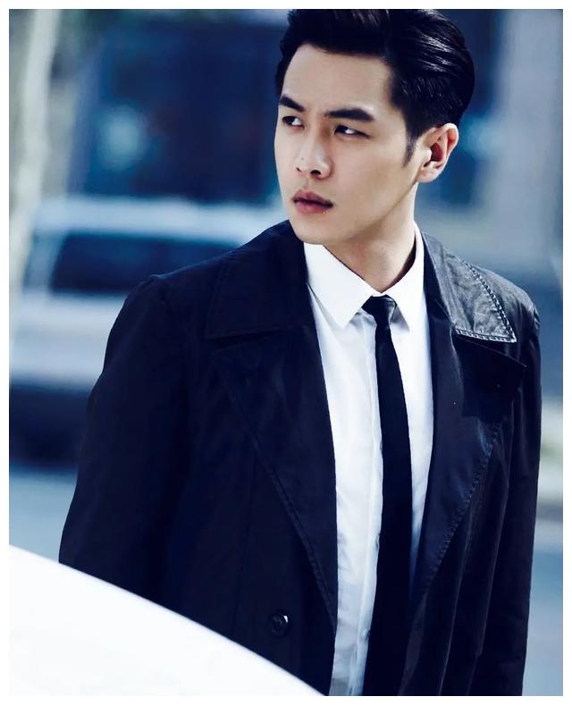 痴情张若昀,娱乐圈最专一的男人,最大的收获是娶了一个老婆