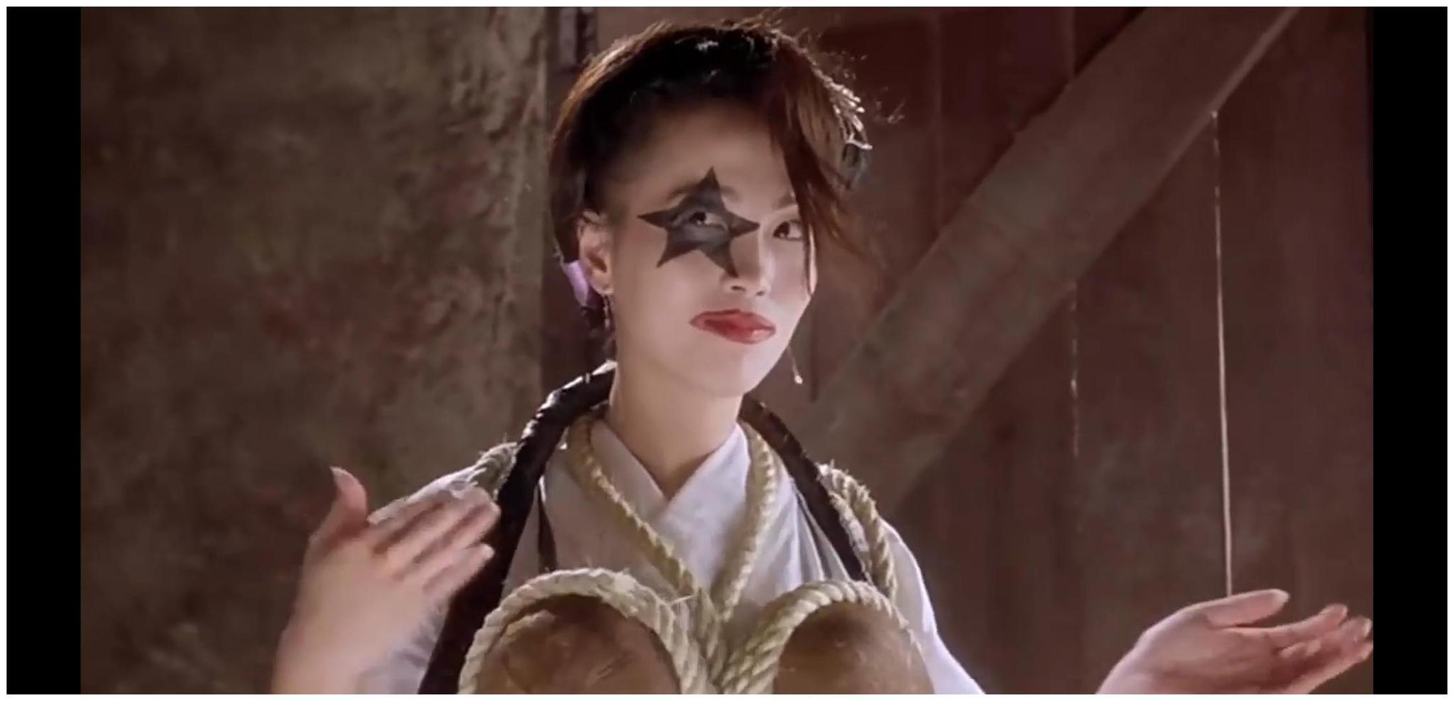 她被称为香港第一"丑女",低调嫁入豪门,富豪老公把她宠上天