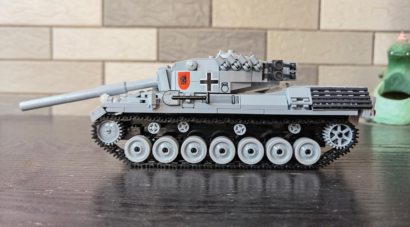 积木与游戏的联动cobi积木坦克世界联名款豹1评测