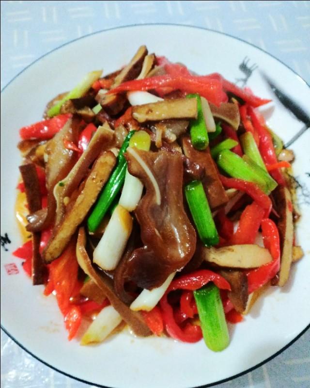 鲜香过瘾又解馋,吃一口满嘴香|豆腐干|猪耳朵|家常_新浪新闻