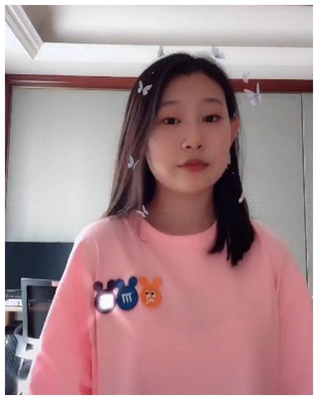 希望小沈阳女儿沈佳润可以健康快乐地长大,也希望小沈阳一家可以幸福