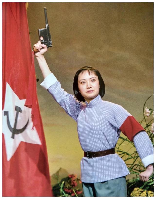 两版杜鹃山样板戏中杨春霞太美剧版中陶玉玲丁海峰各有风采