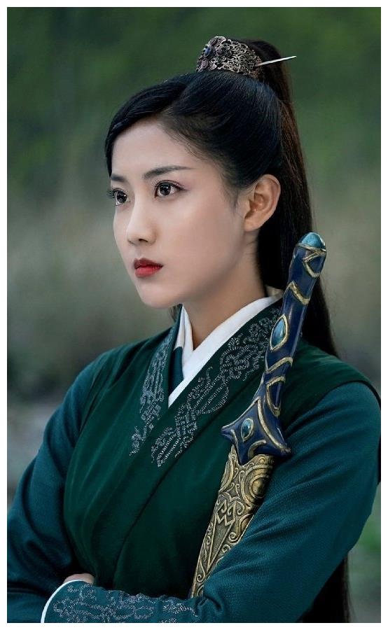 《暮白首》"容夙"李艺彤壁纸来袭,演技虽欠火候但并不出戏!