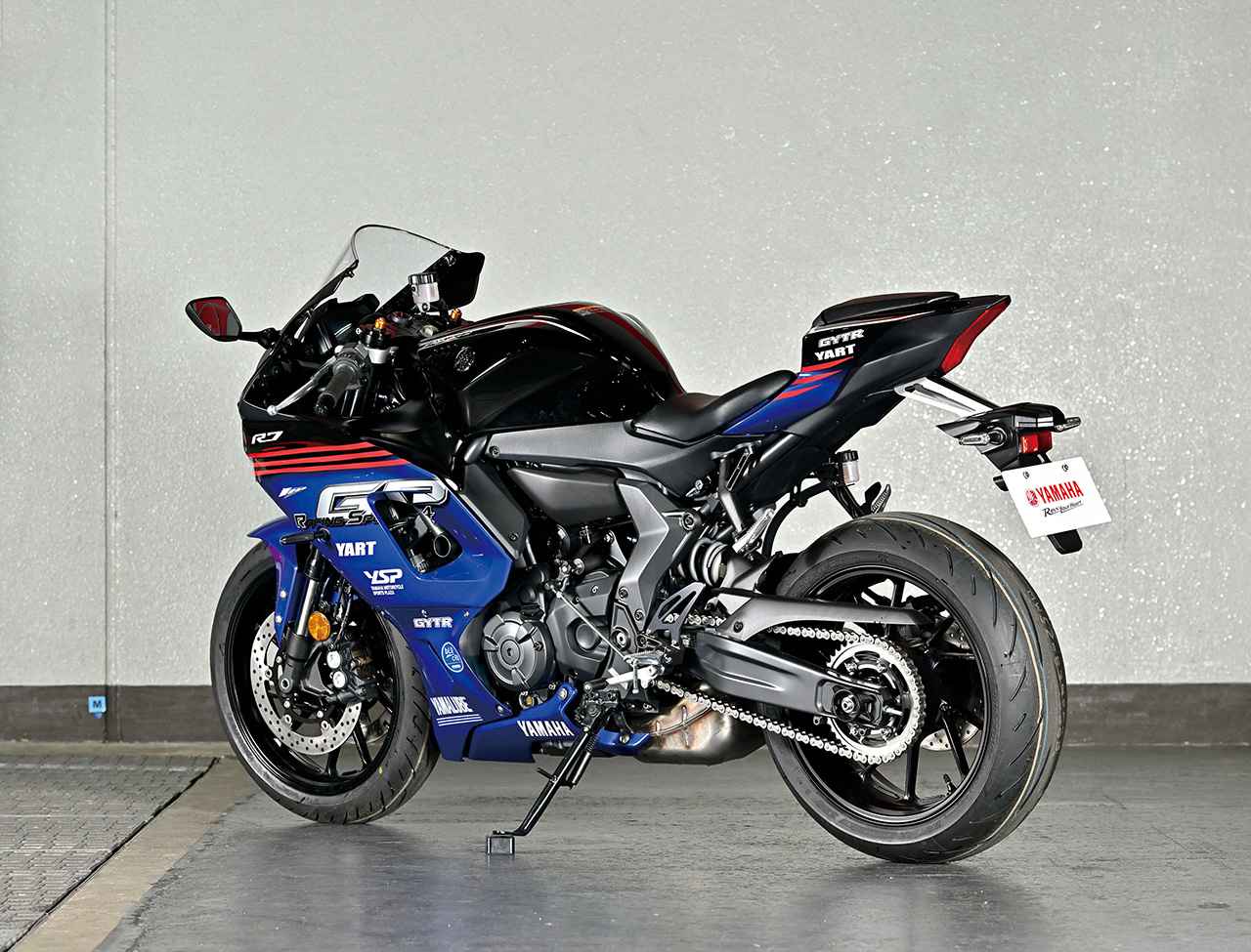 雅马哈r7,铃鹿八耐赛车亮相-新浪汽车