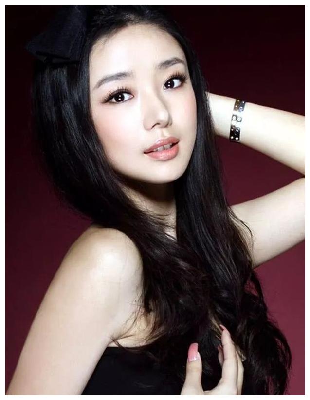 却带着女明星和61个亿逃到国外,连亲爹下葬也不回来|韩熙庭|王永红|女