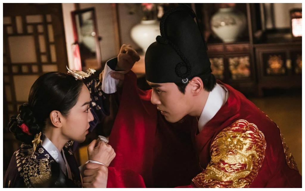 《哲仁王后》:不是申惠善,金正贤颜值,演技不行,而是翻译不行__财经