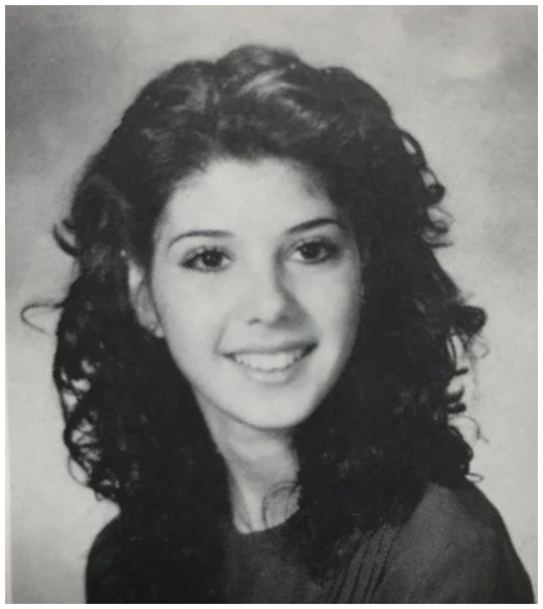 有人说漫威新版梅姨颜值最高?那是你没看过她年轻时的巅峰颜值!