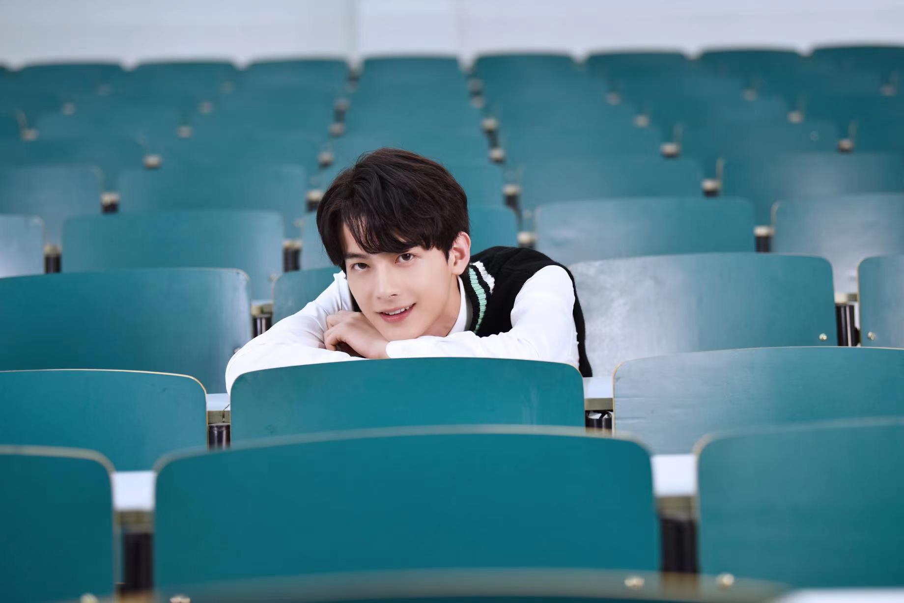 扑通扑通喜欢你开播萨摩男友陈鹤一骄萌开宠