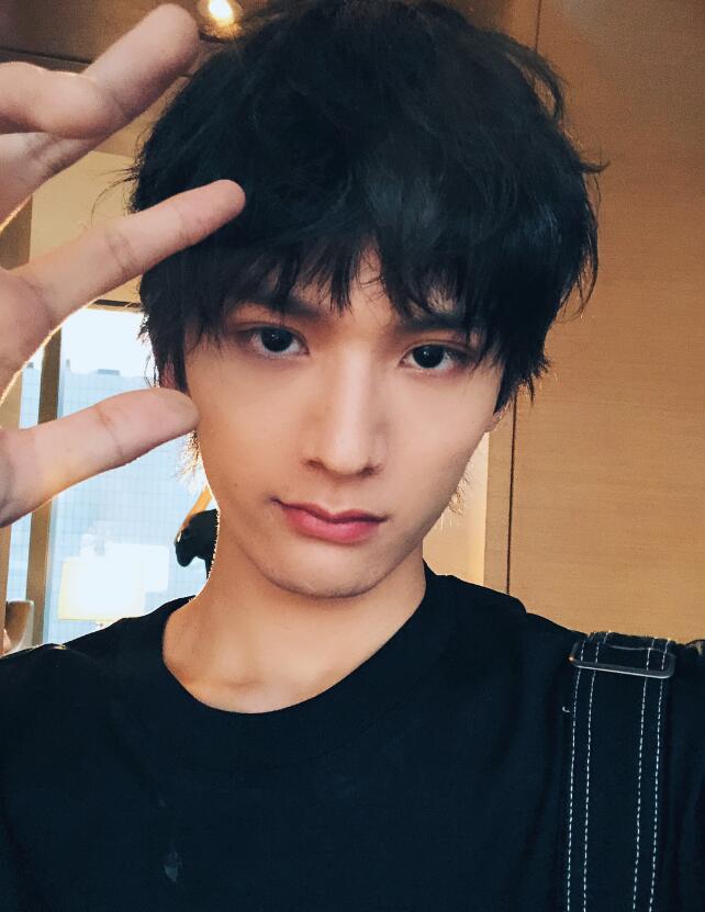 《青你3》暗箱操作曝光,时代峰峻为保出道位竟直接送人|刘俊昊|青你3