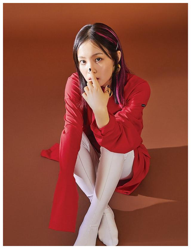 李遐怡yg的专属合约到期后 决定加入新经纪公司aomg