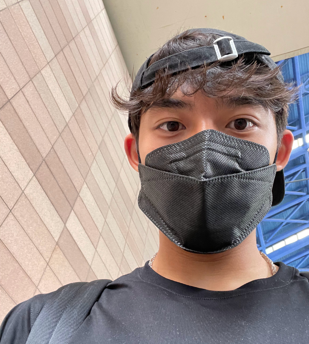 前国足球员李明的儿子李嗣镕晒出自己最近的照片_高清图集_新浪网