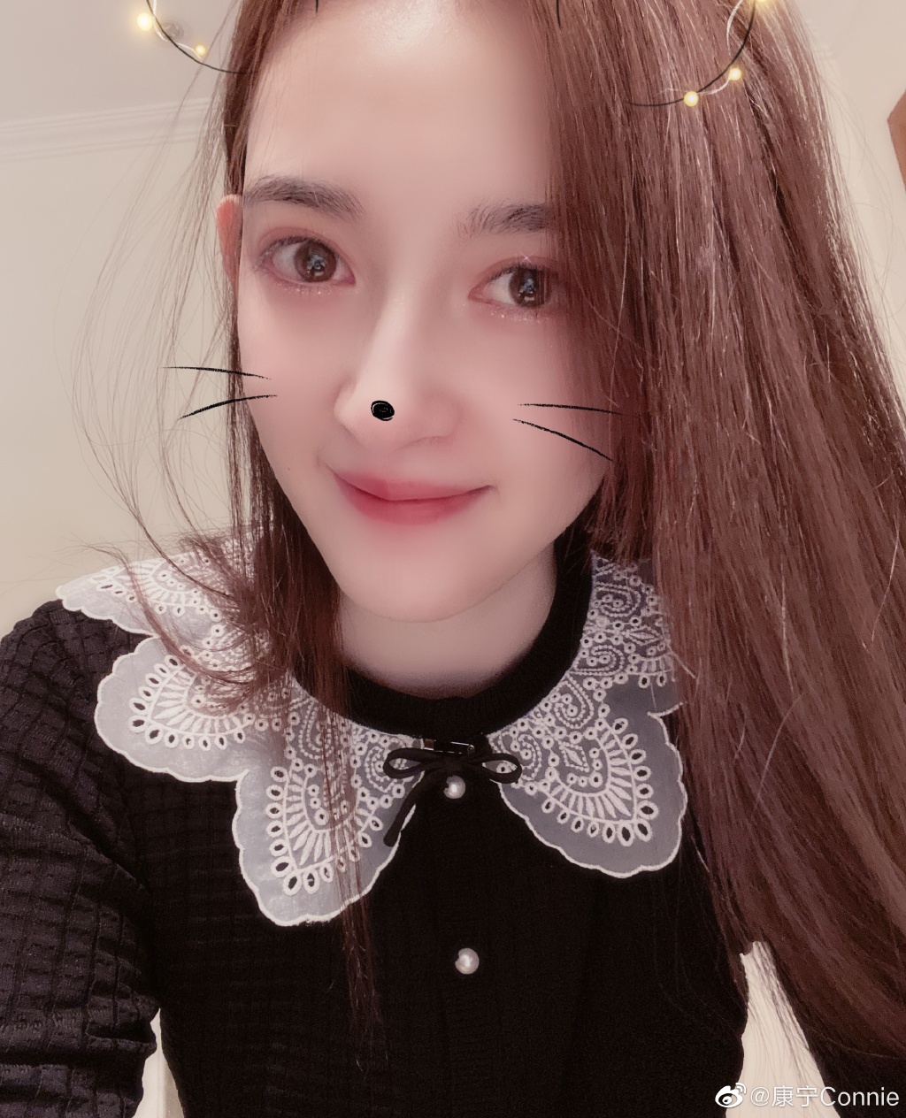 美女演员康宁迷人写真美照好漂亮啊