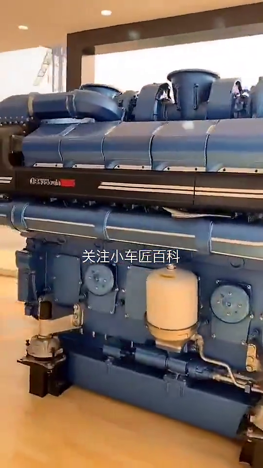 柴油火车的发动机有多大一个发动机就装一个车厢