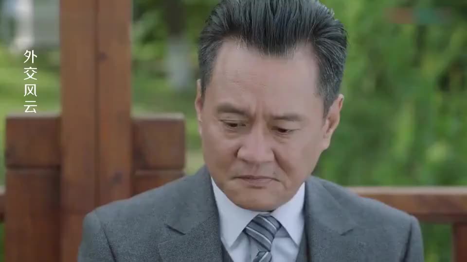 外交风云:美国半路抛弃台湾,蒋老瞬间崩溃,气的差点晕倒!
