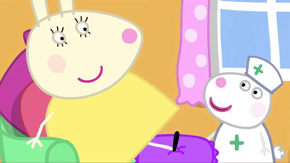 小猪佩奇瑞贝卡听见教导却还没有收玩具结果就发生意外