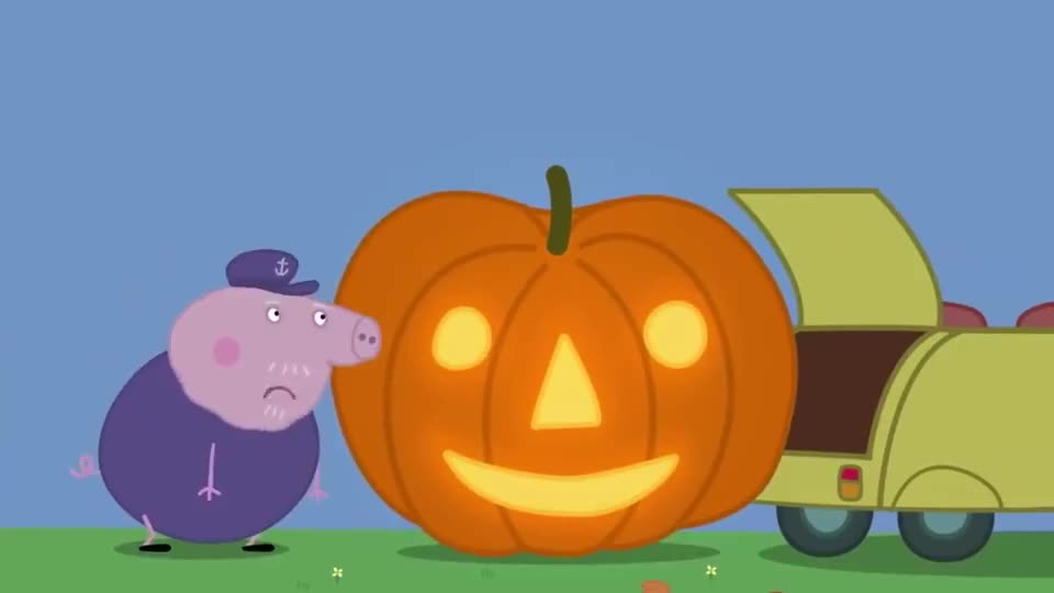 小猪佩奇:佩奇的南瓜是真的大,比爷爷都要高,还得飞机托运