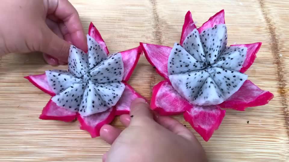 每次家里来客人火龙果我都是这样切一看就能学会太漂亮了