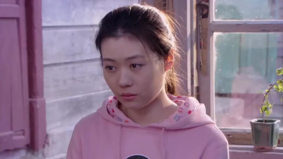 樱桃红:眼看要舞蹈比赛,笑笑找不到袖珍妈妈,实在是急坏了