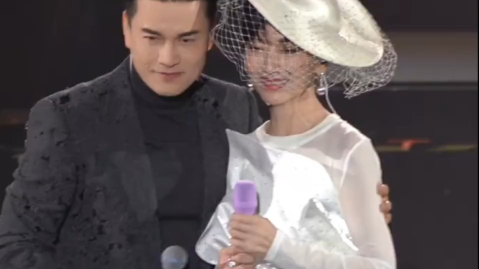 赵雅芝从艺50年时光派对和吕良伟同台演唱《上海滩》回忆满满