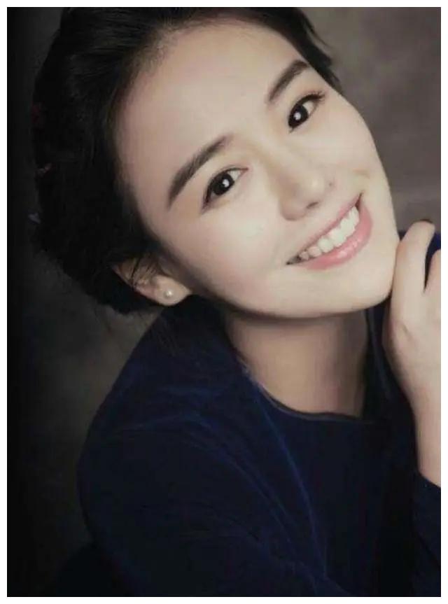 马思纯(sandra),1988年3月14日出生于安徽省蚌埠市,毕业于中国传媒