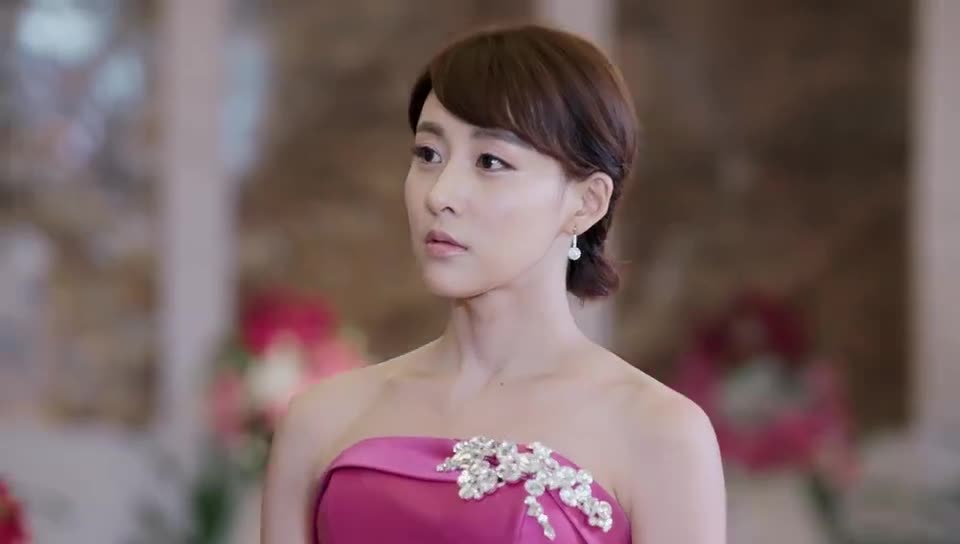 爱人的谎言易奕不肯面对现实选择逃避四季却无法自拔