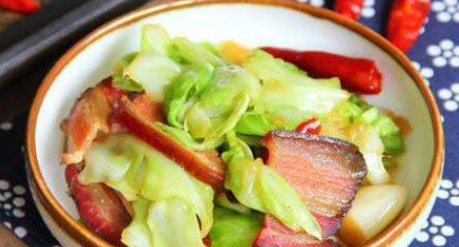 想要做出和饭店一样好吃的手撕包菜，大厨透漏技巧：多加这一步休闲区蓝鸢梦想 - Www.slyday.coM