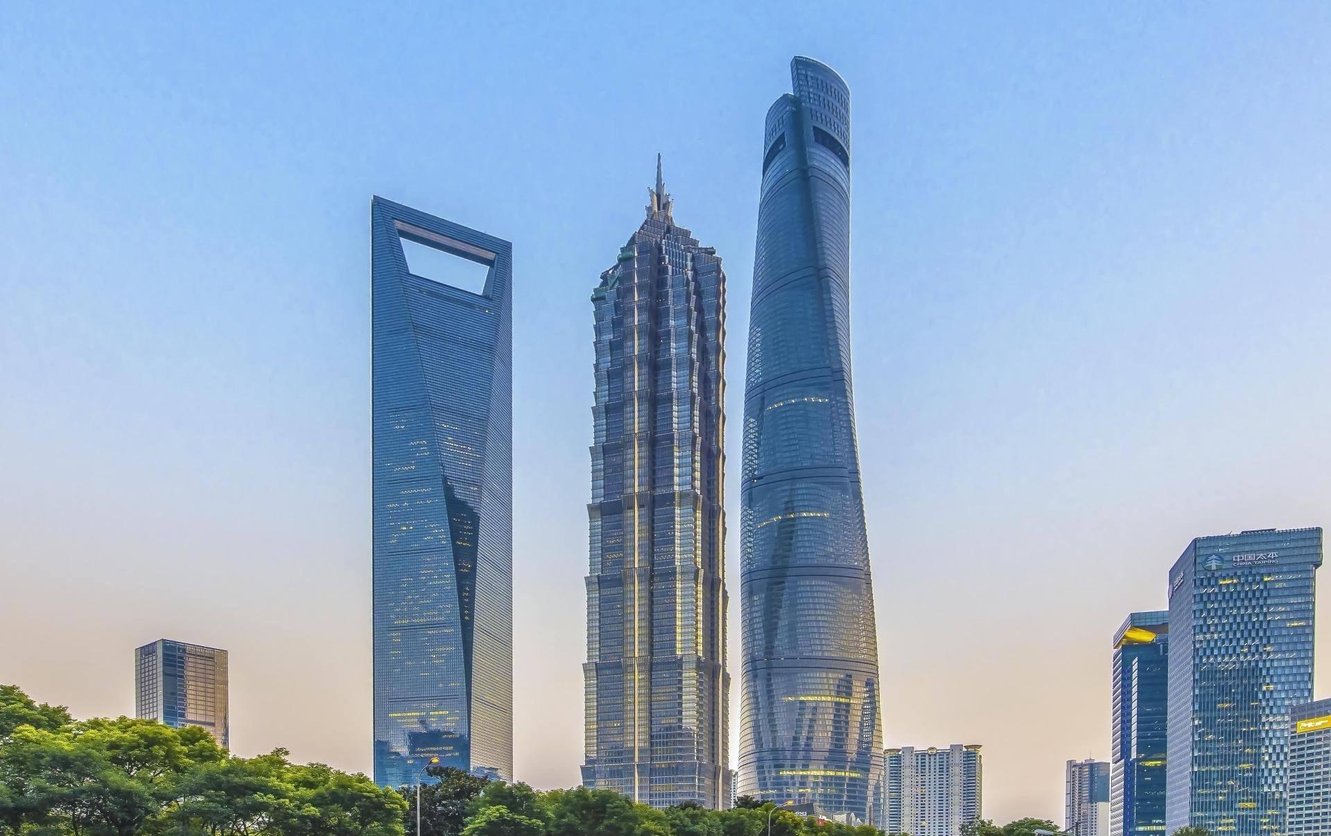 中国摩天大楼最多的城市,上海仅排第二,第一名高楼超300座