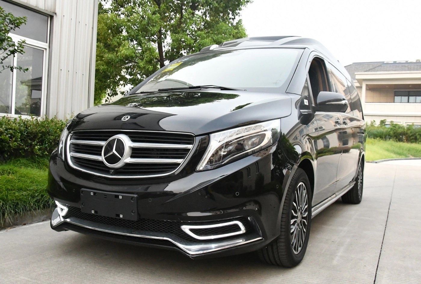 星驰汽车铂驰v系列