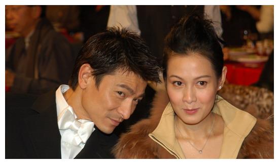 继天下无贼后刘若英唱人潮里与刘德华再度合作