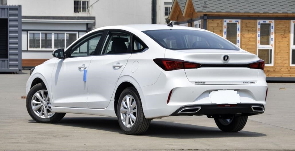 长安版"朗逸"上市!30w公里无大修,1.4t爆158匹,6.69w起